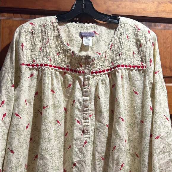 Laura Scott nightgown with Red birds Accent x-large - Picture 6 of 6